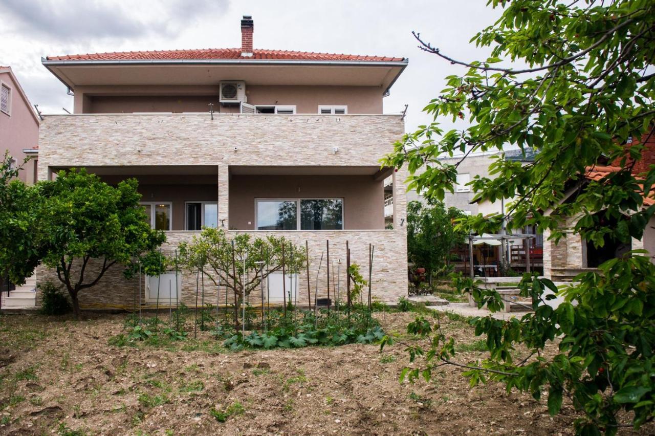 Apartment Lux Elba Kaštela Exterior foto