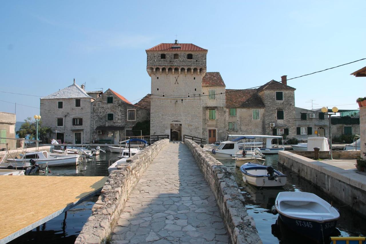 Apartment Lux Elba Kaštela Exterior foto